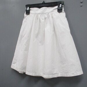 Three Bows Girls skirt Size 10 White With Lining Zipper Back 95% Cotton Skirt